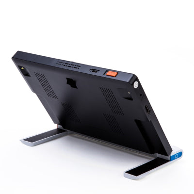 Alternative view of Clover 10 portable video magnifier
